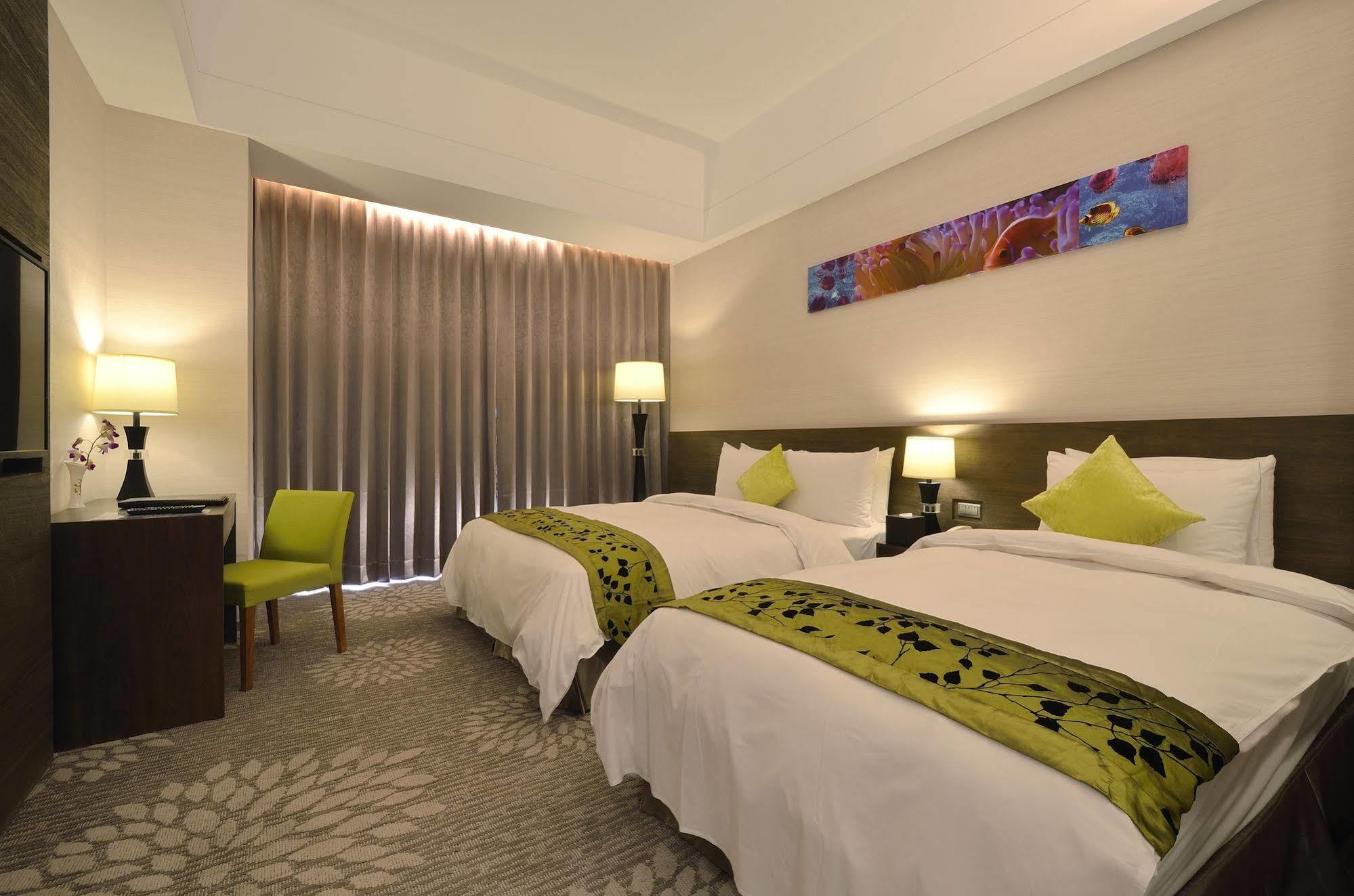 โฮย่า รีสอร์ต โฮเต็ล Hotel Taitung ภายนอก รูปภาพ