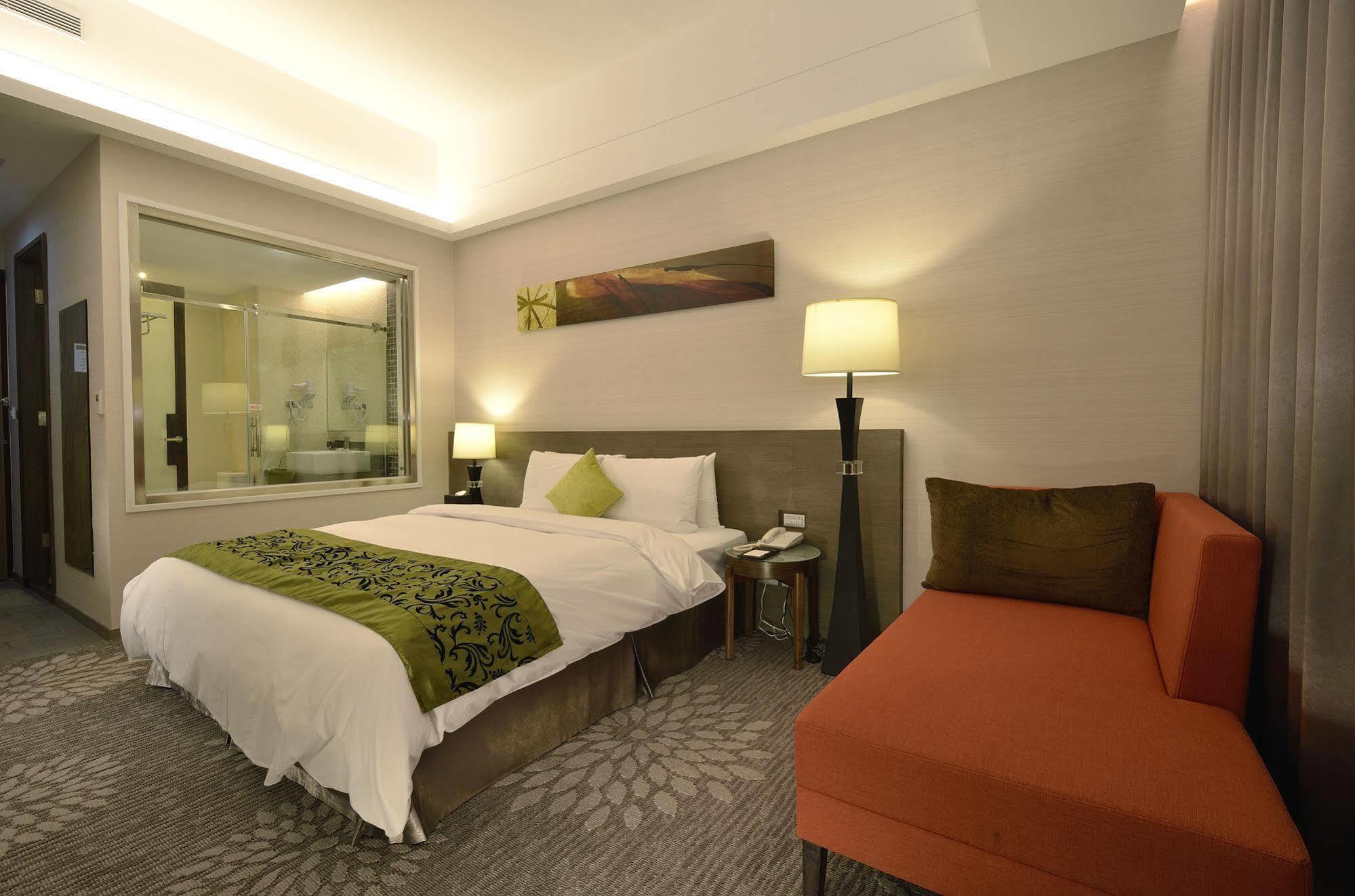 โฮย่า รีสอร์ต โฮเต็ล Hotel Taitung ภายนอก รูปภาพ